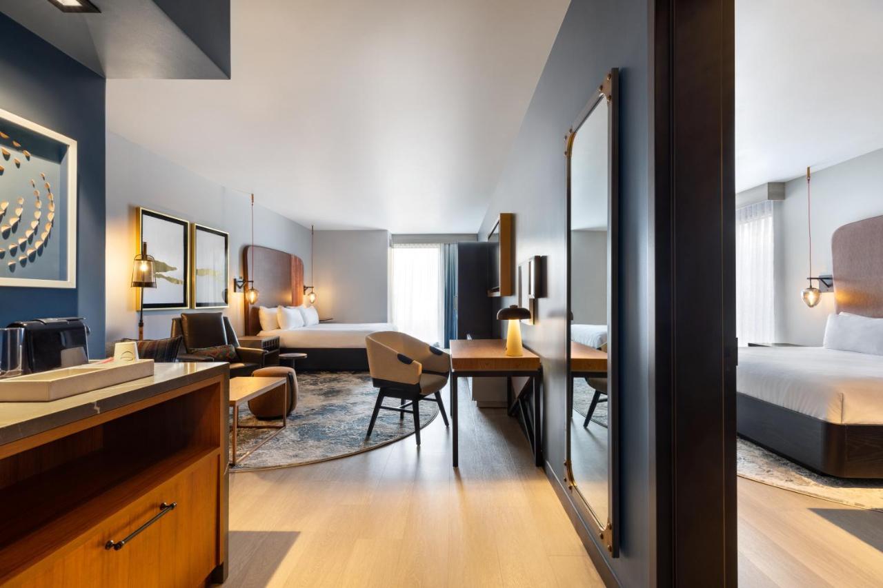 Indigo - By Ihg Silverthorne